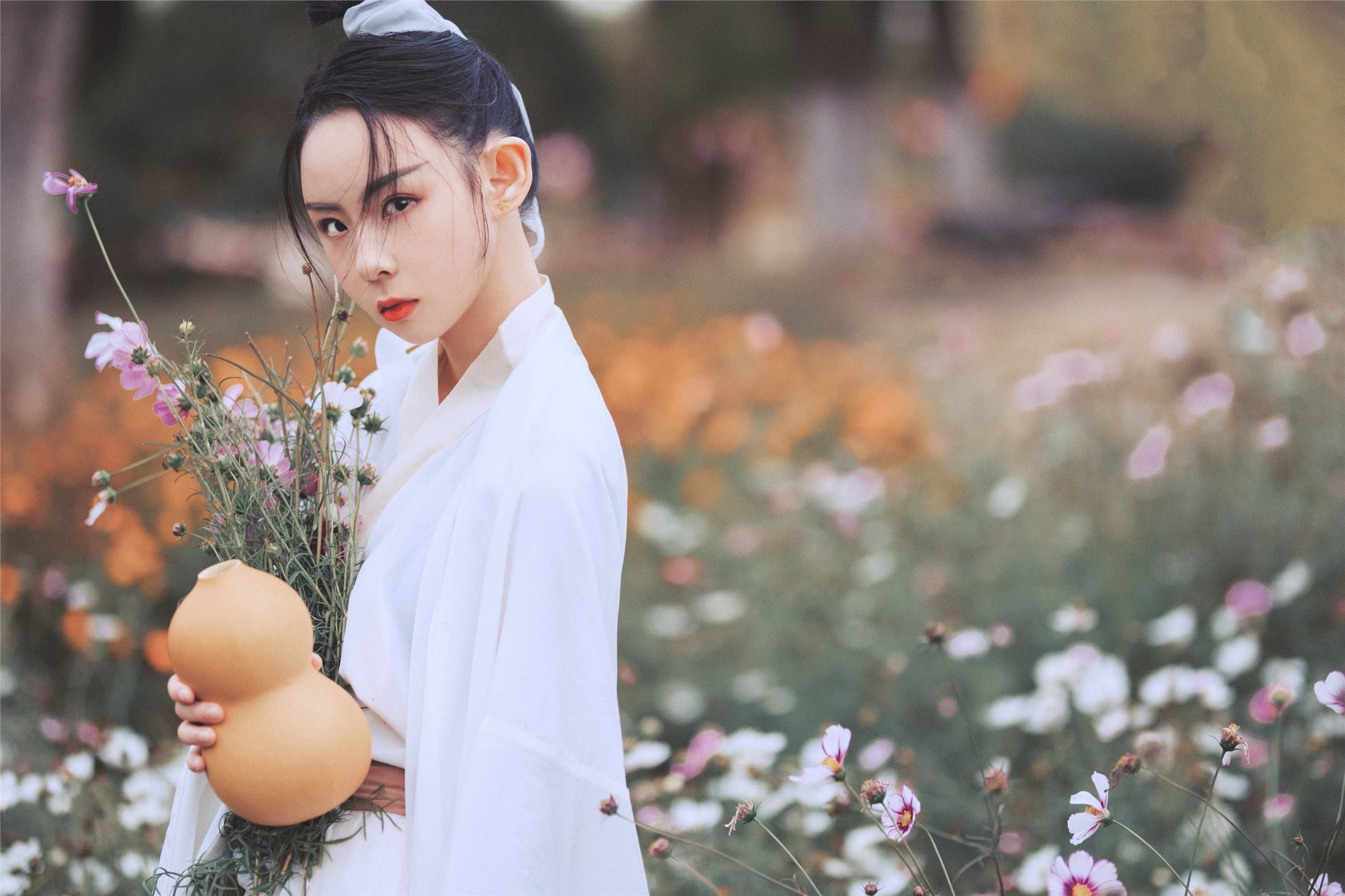 YITUYU艺图语 2021.09.04 白衣隐 冯友薇